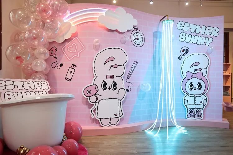 粉紅泡泡浴。翁玉信攝