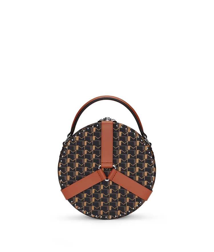 MOYNAT The Wheel Bag印花帆布手袋，14萬7000元。品牌提供