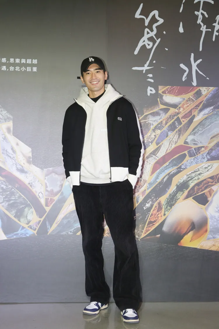 涂善存表示他一直以來都有在聽安溥的歌。朱世閎攝