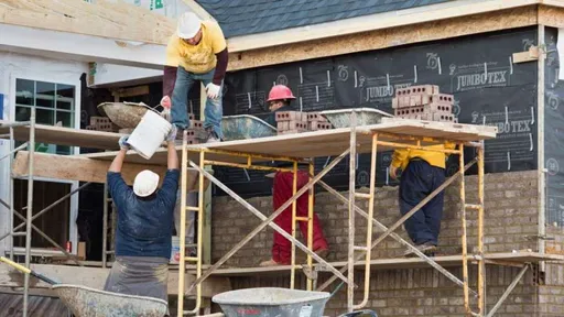 美國高房價讓中產家庭苦不堪言　關鍵指標創史上最差紀錄