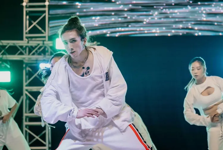 阿Mo（李啟言）目前雖然已沒有生命危險，但仍需要漫長的復健。翻攝李啟言IG