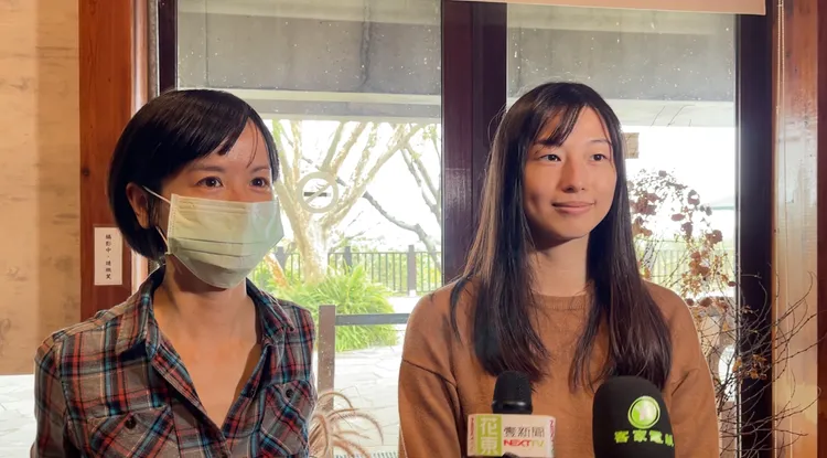 考古人類學者黃郁倫（左）、康芸甯（右）。古和純攝