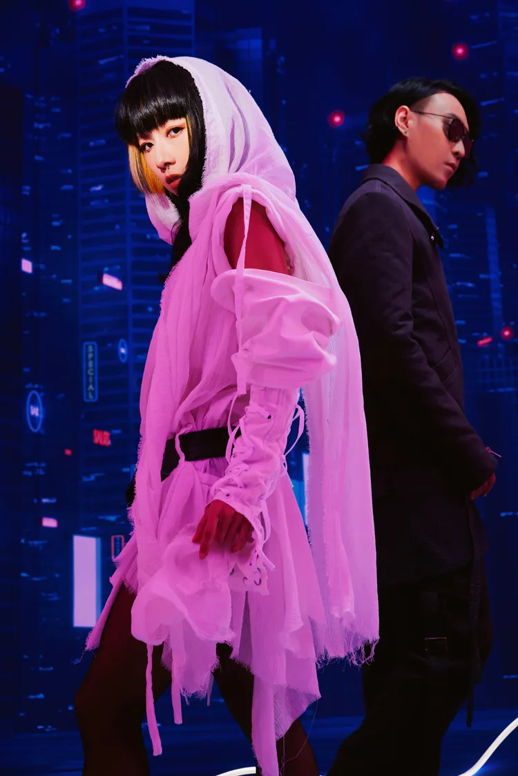 原子邦妮期望自己的音樂可以帶給大家療癒的作用。華納唱片提供