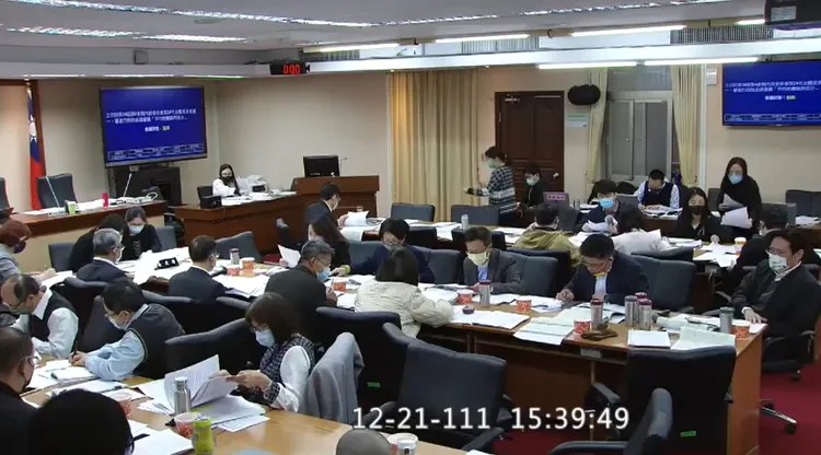 打炒房修法進入立院排審。翻攝立法院直播網站