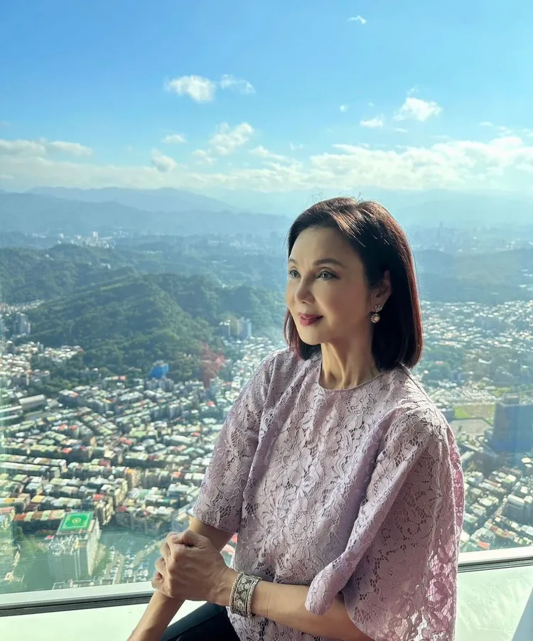 謝玲玲離婚後生活無憂。翻攝自謝玲玲IG