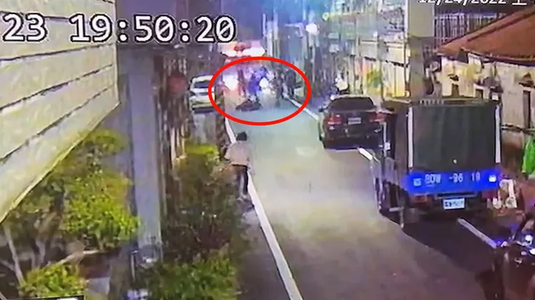 警方開槍制止蔡男行兇。讀者提供