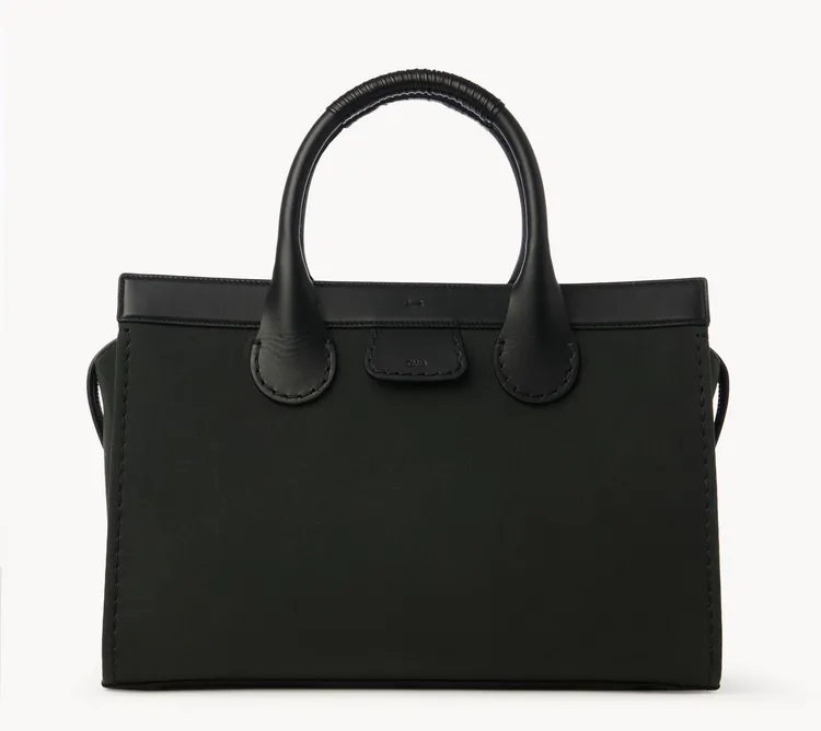 Chloé x Barbour聯名Edith托特包，未定價。品牌提供