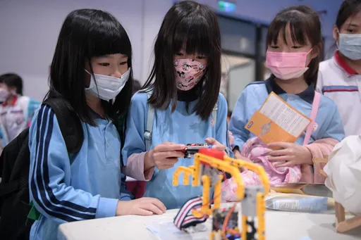 「Fun手玩科技」展多元風貌 花蓮科技與藝術教育成果展登場
