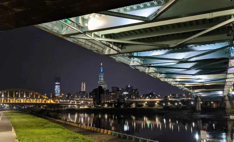 彩虹河濱公園。翻攝Google map