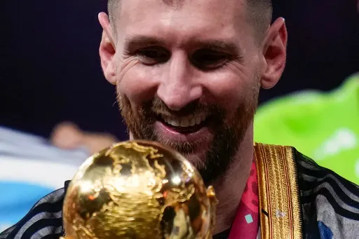 回味世足冠軍賽 分數被追平「梅西笑了」!網讚:強者的霸氣