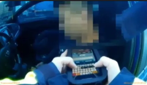 開車未繫安全帶被攔檢 通緝犯攜「玩很大」毒咖啡包遭逮