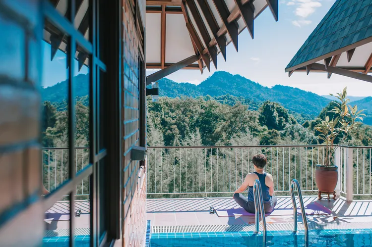 超過四成的旅客渴望以旅行促進身心靈健康。Booking.com提供