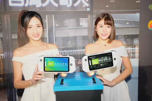 雲端遊戲新世代︱7吋大螢幕掌機 搭門號月付999元起0元