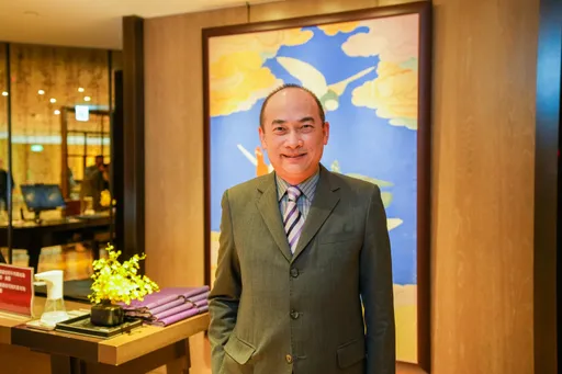 總經理鋪床、協理端盤 台灣飯店餐飲房務鬧人力荒!台北君悅加薪、增福利留人