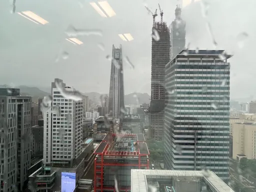 2022商用不動產「虎頭蛇尾」　辦公室買氣翻倍成長