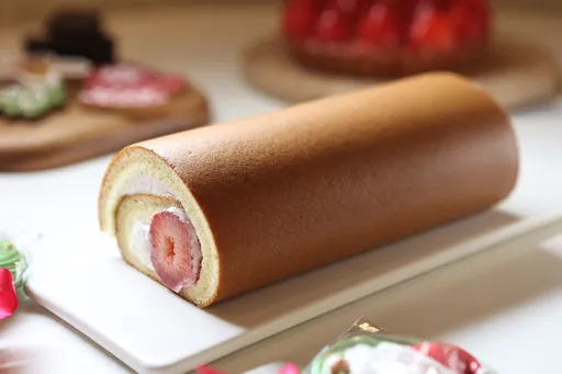 草莓季｜每日限量300條生乳捲　聖誕點心同步開賣