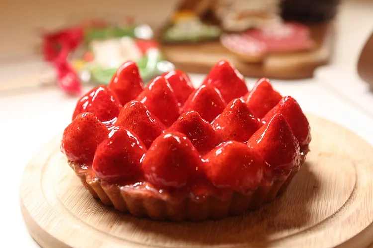 歡樂鮮莓派，6吋售價1180元。翁玉信攝