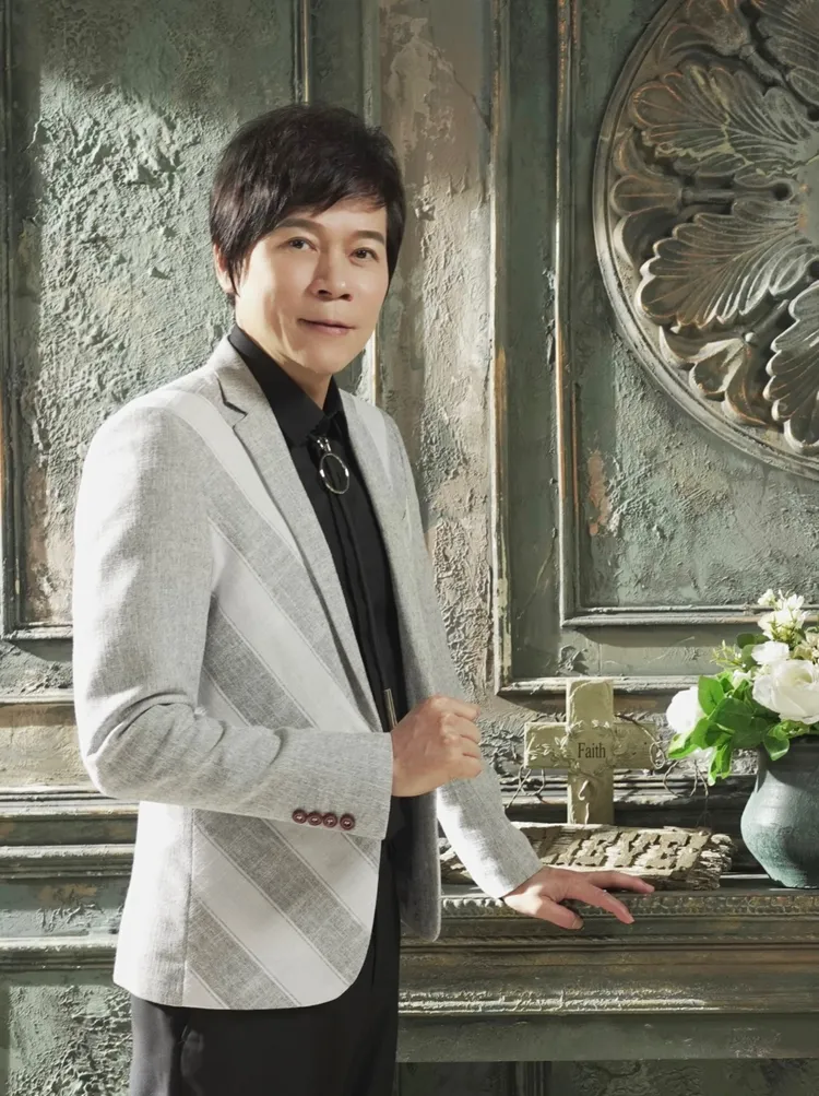 「金曲歌王」洪榮宏首度受邀參與《紅白》演出備感榮幸。台視提供