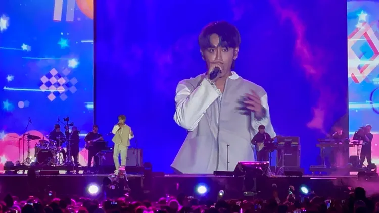 鼓鼓演唱。張沛森攝