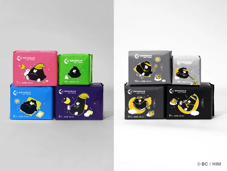 愛康衛生棉與知名插畫家掰掰啾啾筆下角色奧樂雞聯名上市首款非涼感「抑菌棉」和全新包裝「涼感棉」。業者提供