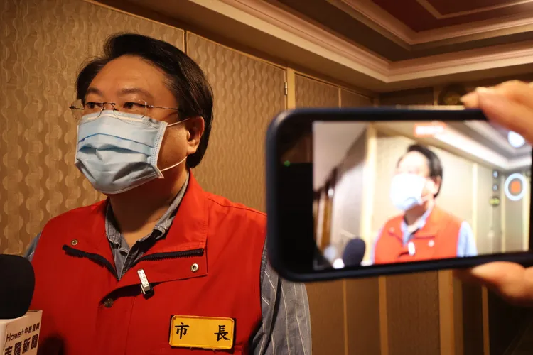 林右昌傳訊息給局處首長，表示12月25日前，業務照辦，工作照作，一切如常。資料照片