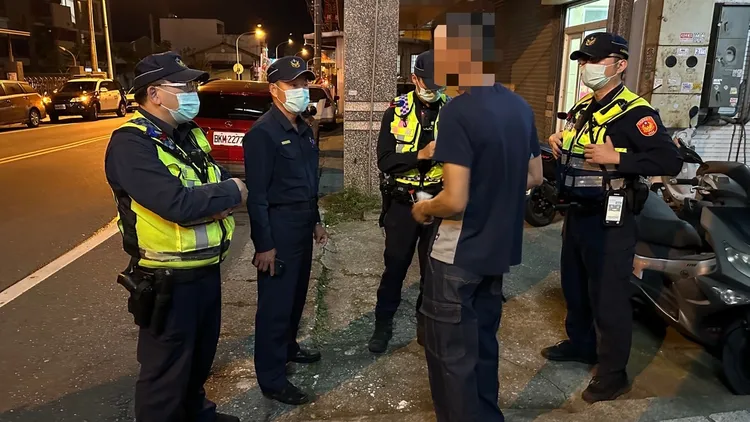 花蓮警方昨起威力掃蕩加強臨檢、路檢防範未然。警方提供