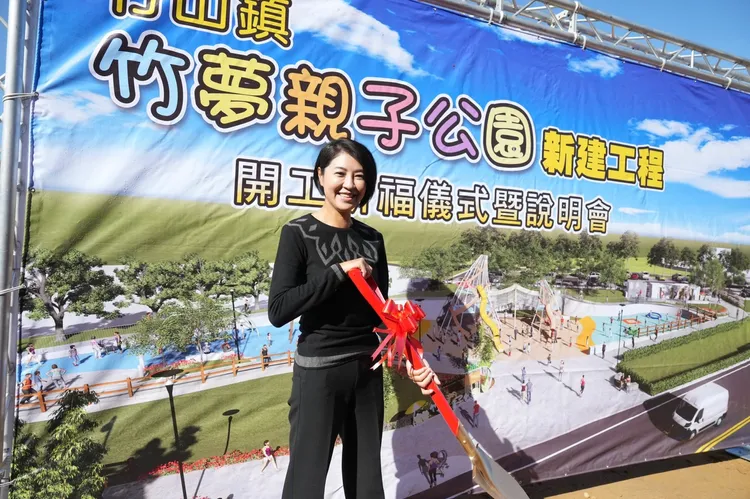 許淑華表示，老將搭配新人的組合，南投縣政持續穩定發展。許淑華團隊提供