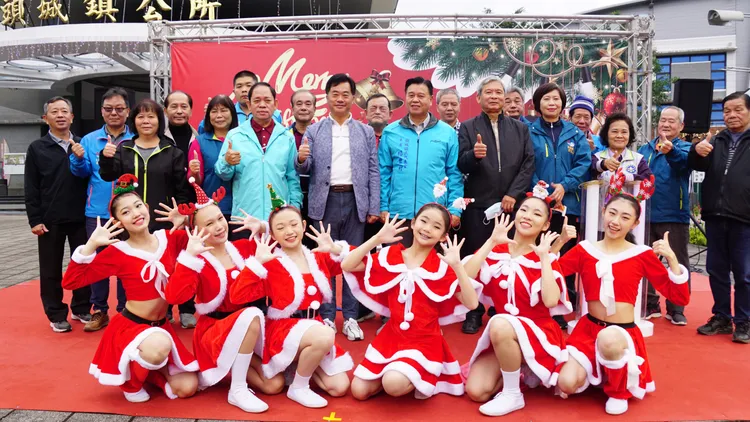 頭城聖誕街盛大開幕。宜蘭縣府提供