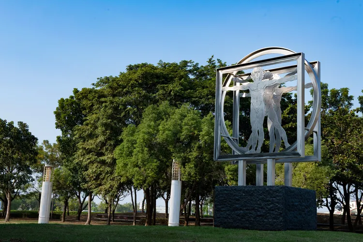 「維特魯威人」成為奇美博物館最新地標。館方提供