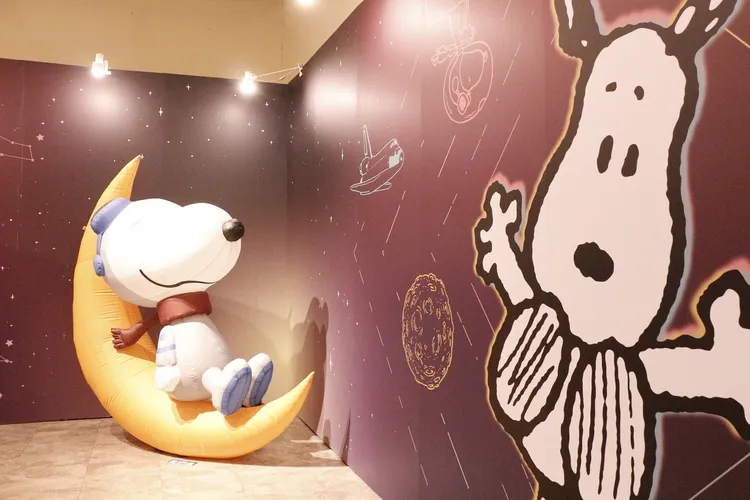 展場內打造多個巨型公仔拍照區。業者提供