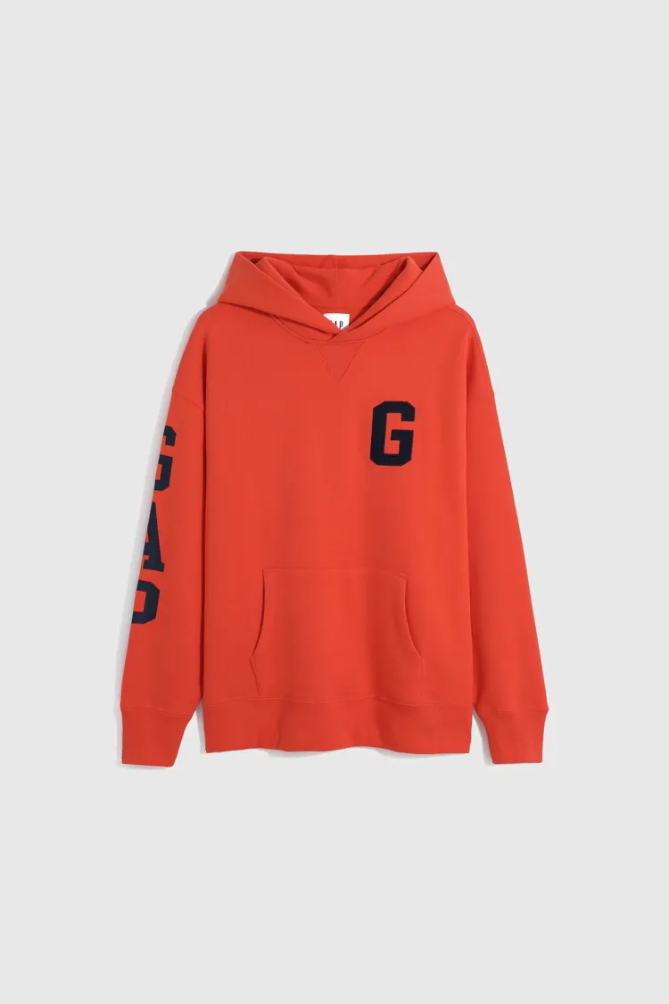 珊瑚紅刷毛連帽T恤，1699元。品牌提供