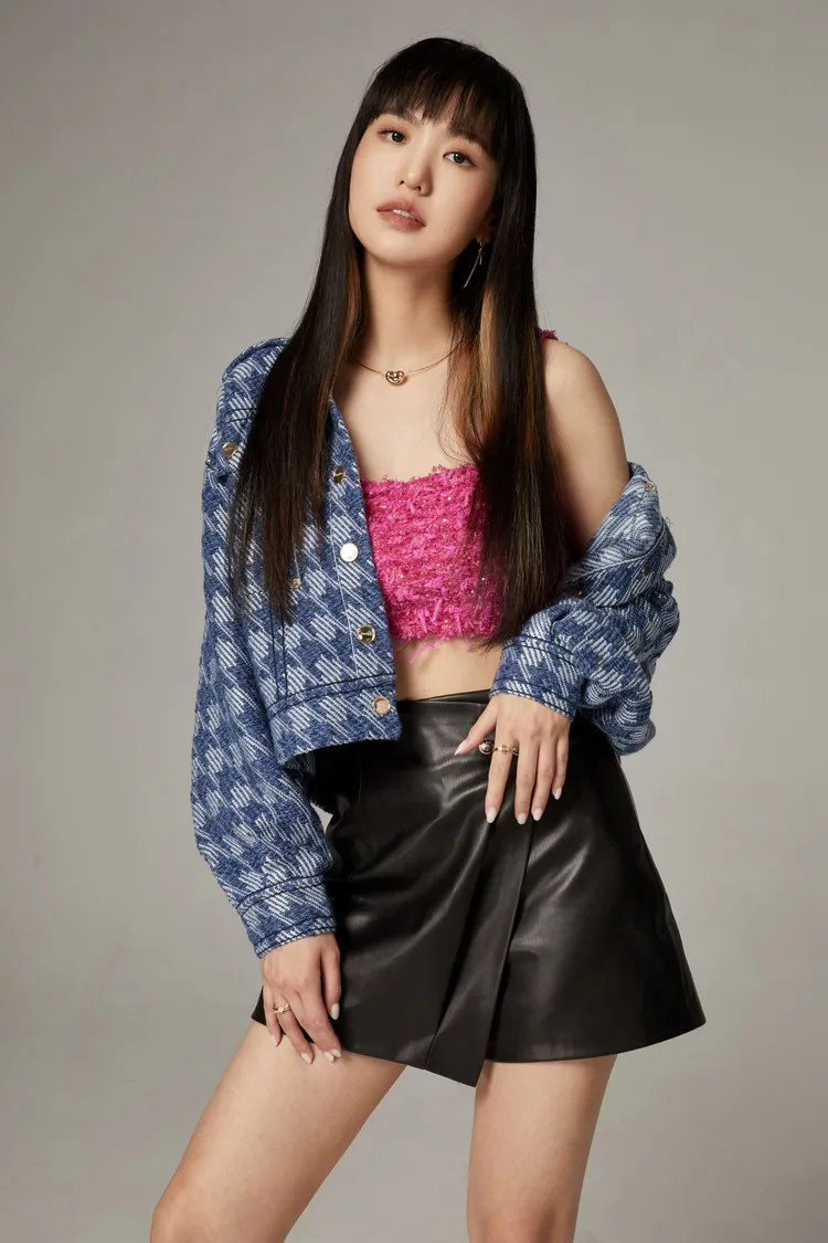 孫盛希第1次唱《紅白》。台視提供