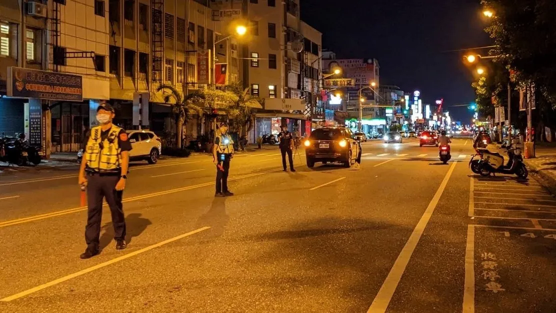 花蓮持續執行封閉式路檢,強力執行嚴抓酒後開車。警方提供