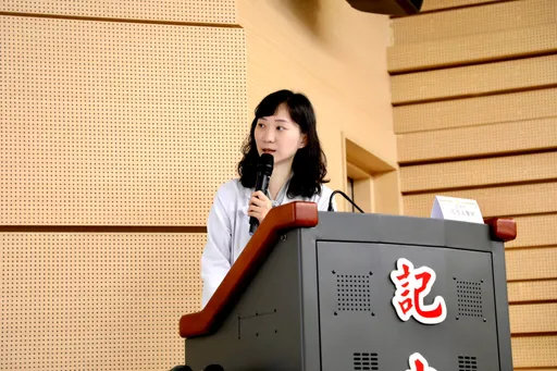 原本嚴重畏光、在家都要戴太陽眼鏡! 脈衝光不只淡斑還能成乾眼症救星