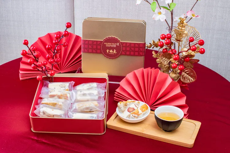 「寶島水果牛軋糖禮盒」每盒售價580元，大宗訂購享優惠折扣。淡水金鬱金香提供