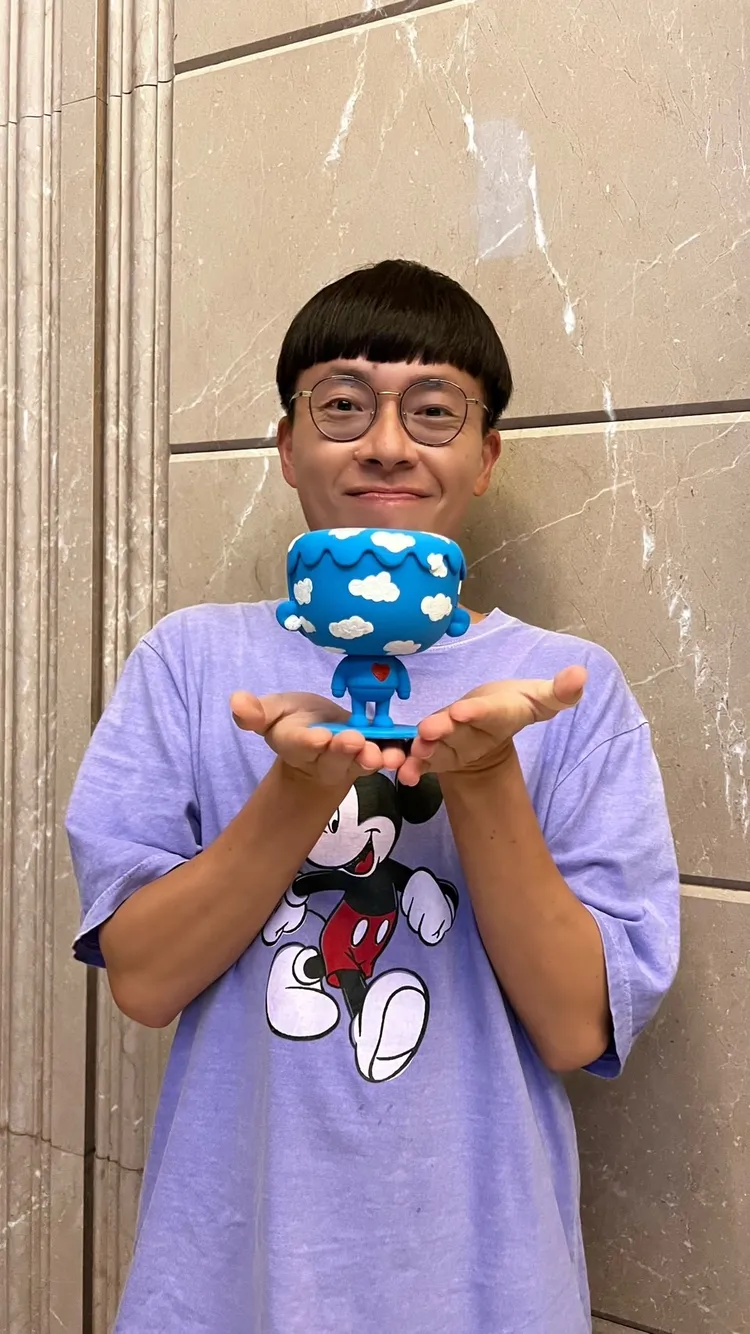 游小白感謝爸媽送他繪畫才能。游小白提供