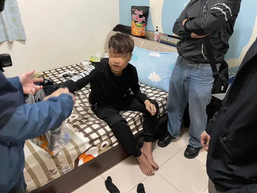 男網路扮神鬼玩家「左手賣、右手買」 他無償獲商品再轉賣大賺70萬