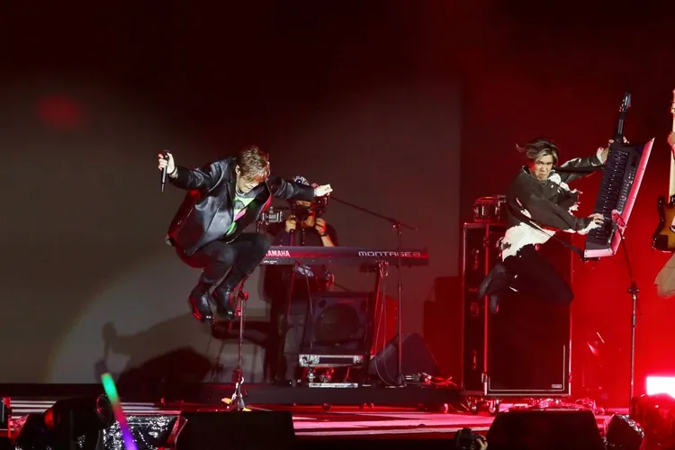 八三夭嗨唱新北耶誕。朱世閎攝