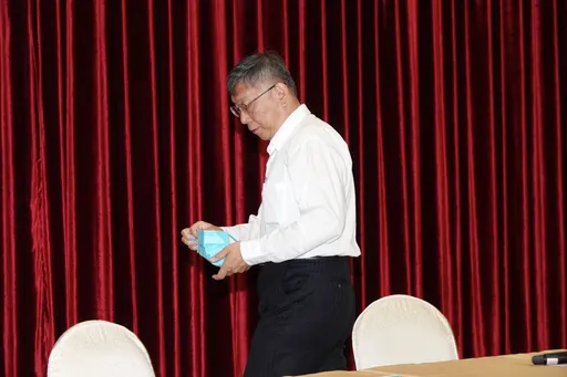 綠營大敗 王世堅、高嘉瑜挨轟戰犯!柯P嘆:網軍治國遲早有報應