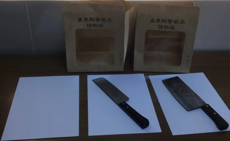 犯案的兩把兇刀。成功分局提供