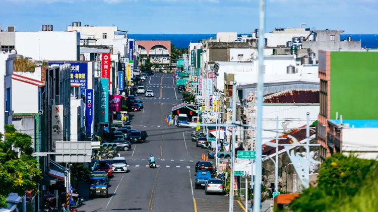 命案現場就在成功鎮上最熱鬧的街區。古和純攝