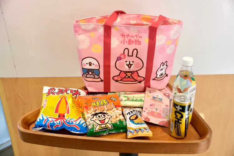 299元福袋-卡娜赫拉的小動物伸縮增量托特包。陳志淵攝