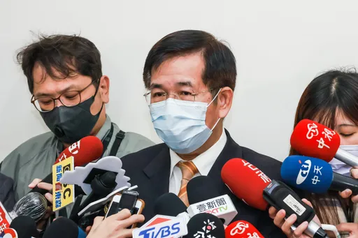 鄭文燦、蔡適應論文抄襲被撤學位　教長：未收到2人提訴願