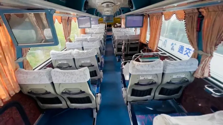 椅子可拆卸，自行設計空間擺設。顏先生提供