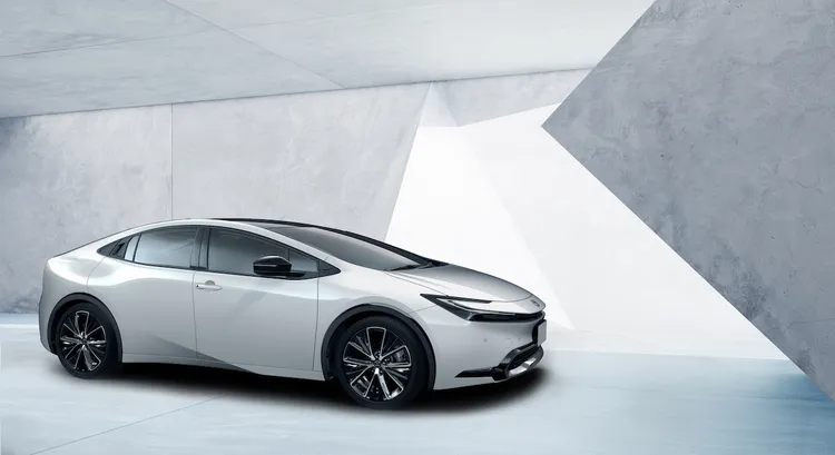 第五代Prius包含標準油電，及PHEV插電式油電兩種動力選擇，出力水準相較過往均有大幅提升。原廠照片