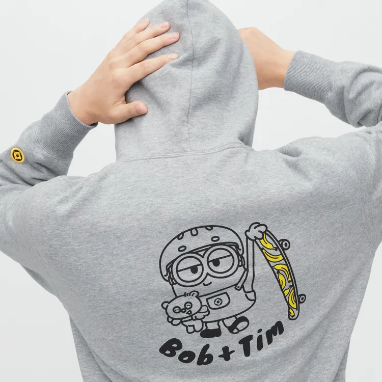 男裝Minions小小兵休閒連帽上衣(長袖) 1290元。業者提供