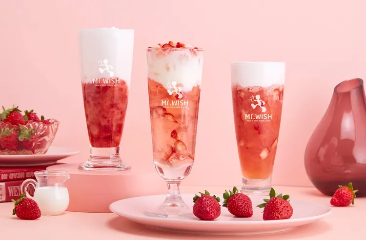 Mr.Wish-草莓系列(左)草莓厚奶(中)草莓酪酪(右)草莓芝芝。業者提供
