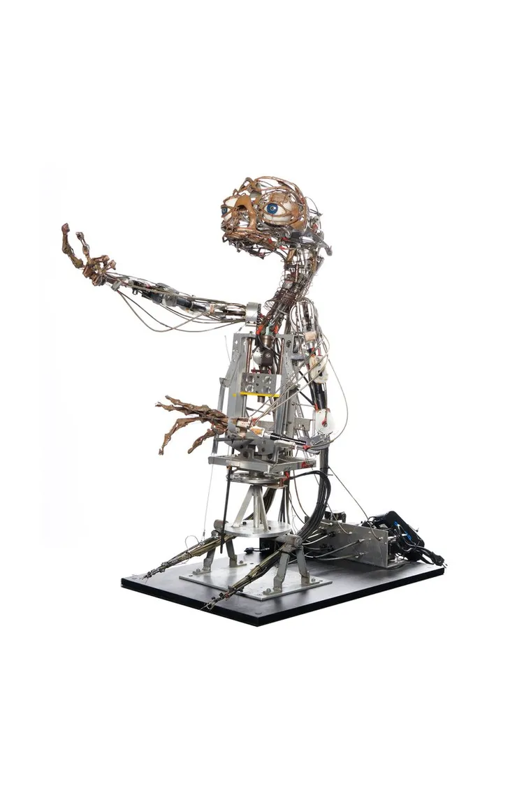 《E.T.外星人》機動模型。翻攝推特@JuliensAuctions