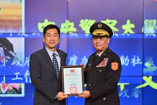 黑道陪進私人招待所！警大校長陳檡文不當飲宴　內政部記過懲處