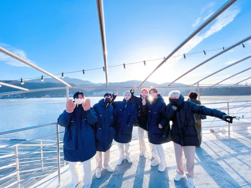 男團Ozone韓國取經被操翻　跳舞跳到蹲不下去